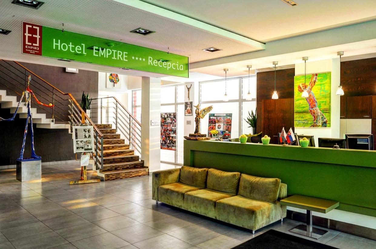 Hotel Empire Trnava Exterior foto